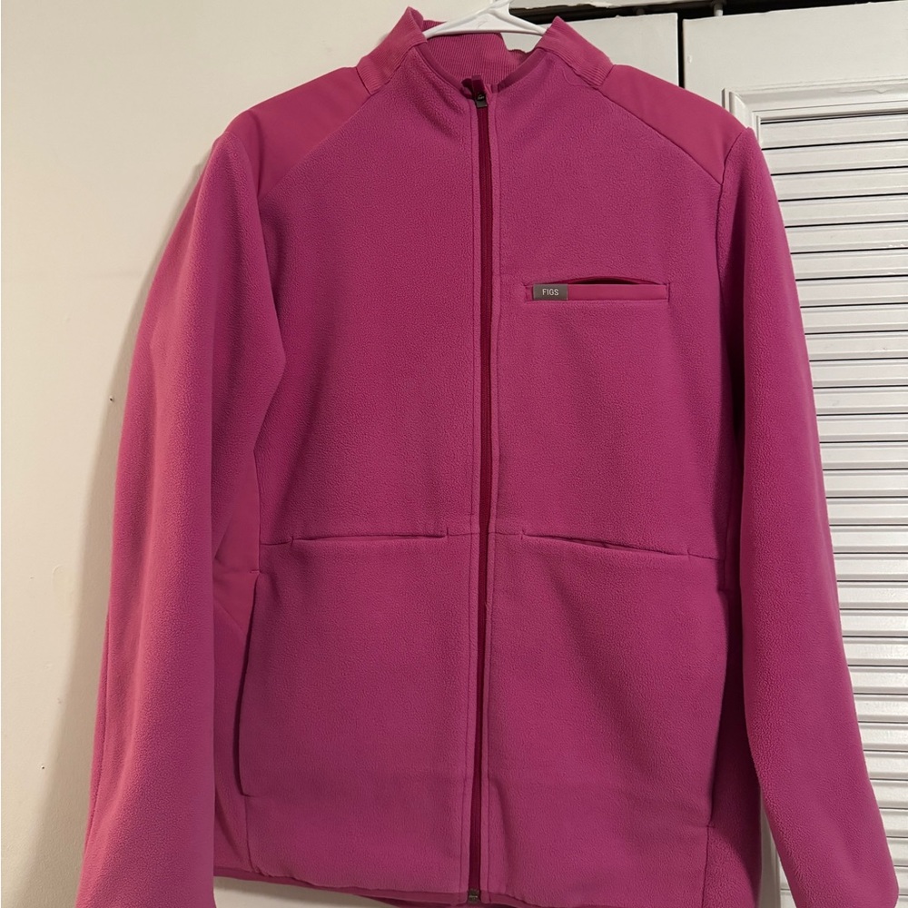 Like new performance on shift fleece figs jacket size xl